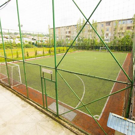 Hostel Esal Oš Exteriér fotografie