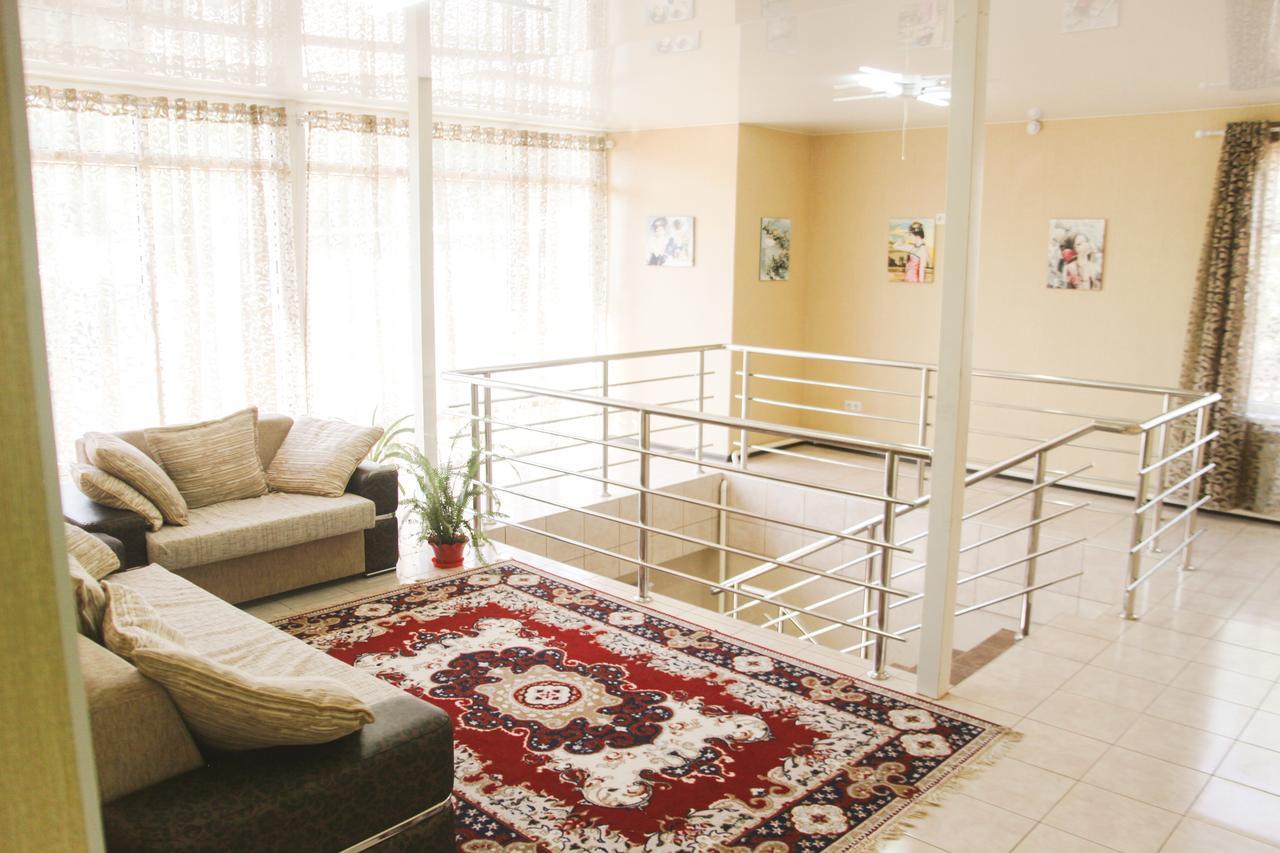 Hostel Esal Oš Exteriér fotografie