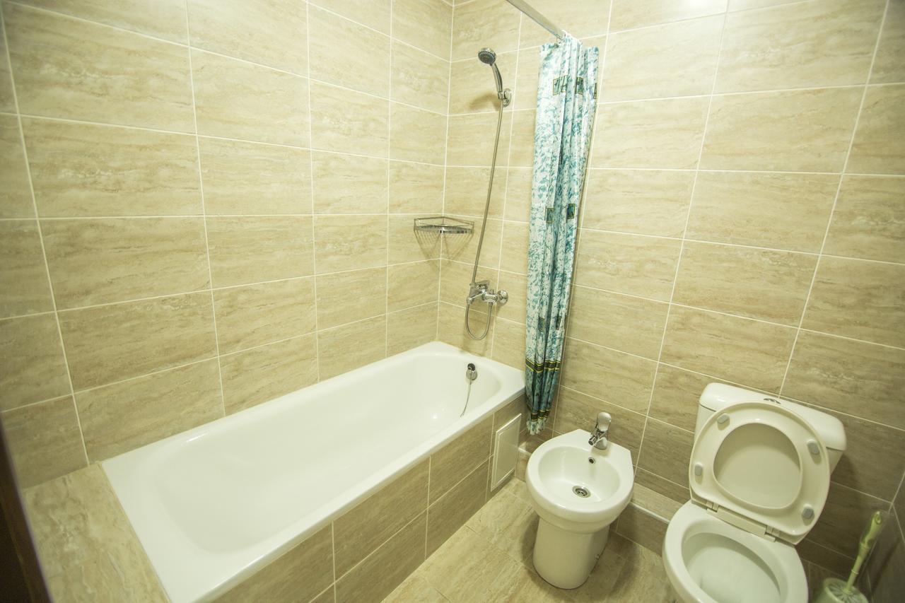 Hostel Esal Oš Exteriér fotografie