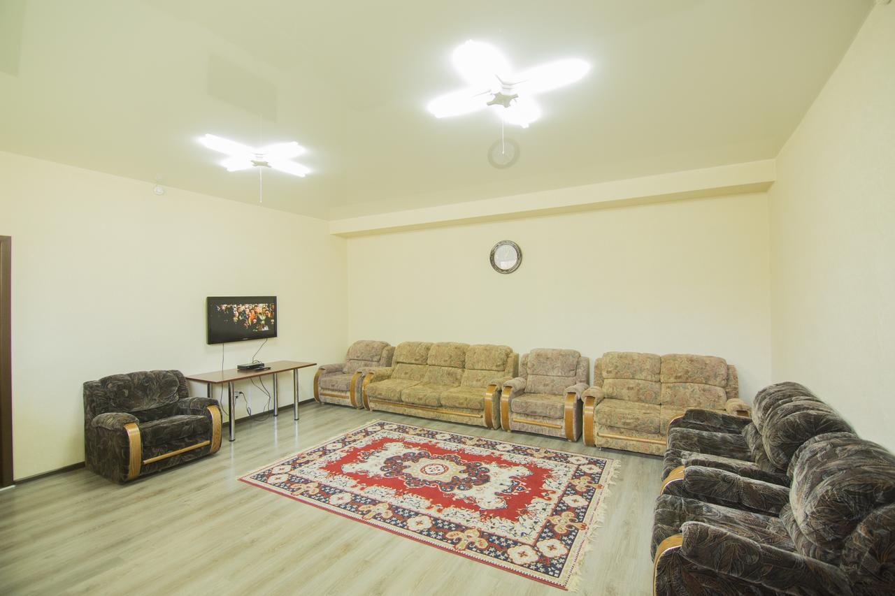 Hostel Esal Oš Exteriér fotografie